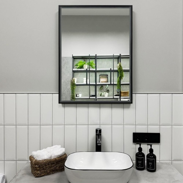 Зеркало RoxenBath Sigma (50x70) в черной алюминиевой раме